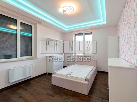 будинок за адресою Центральна вул.