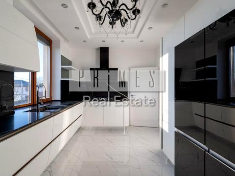 будинок за адресою Центральна вул.