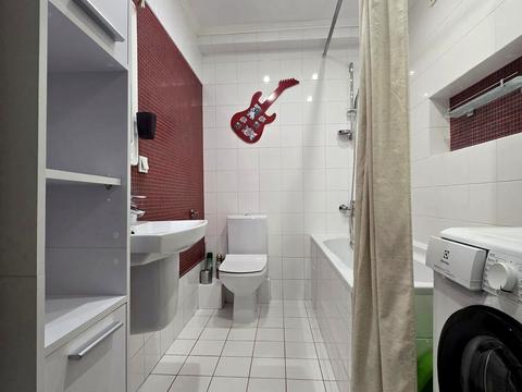 квартира за адресою Регенераторна вул., 4 к1-3