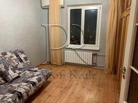 квартира по адресу Червоной Калины просп. (Владимира Маяковского), 52