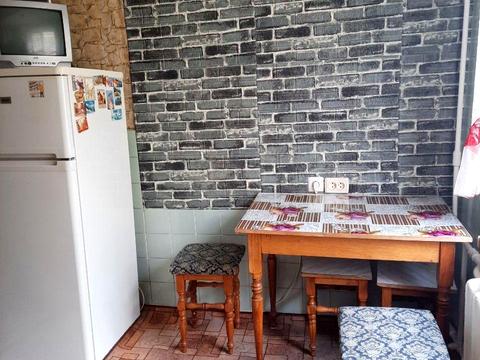 квартира за адресою Анатолія Базилевича пров. (Червонозаводський), 2/13