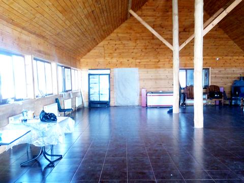 комерційна за адресою Центральна вул. (Жовтнева), 1