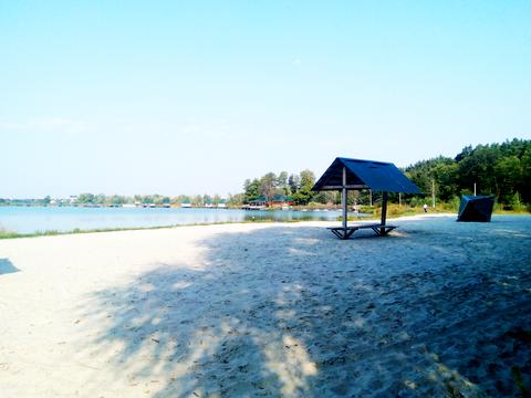 комерційна за адресою Центральна вул. (Жовтнева), 1