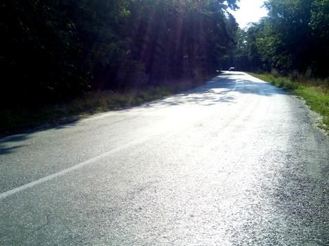 комерційна за адресою Центральна вул. (Жовтнева), 1