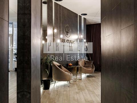 комерційна за адресою Київ, Іоанна Павла II вул. (Патріса Лумумби), 6/1