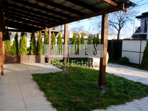 дом по адресу 13-та Садова, 13