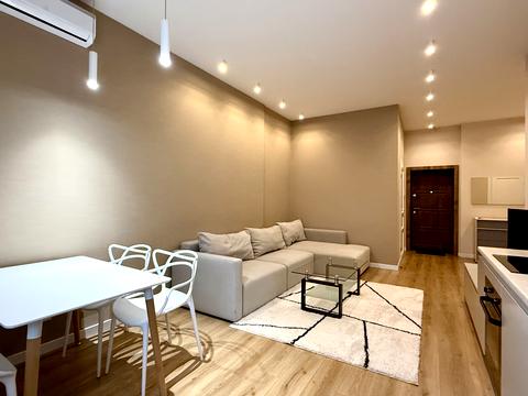 квартира за адресою Андрія Верхогляда вул. (Михайла Драгомирова), 2-А