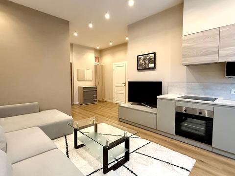 квартира за адресою Андрія Верхогляда вул. (Михайла Драгомирова), 2-А