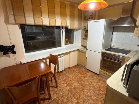 квартира за адресою Квартальна вулиц вул. (Гладкова), 13