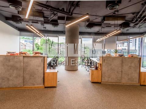 коммерческая по адресу Болсуновская ул. (Сергея Струтинского), 2