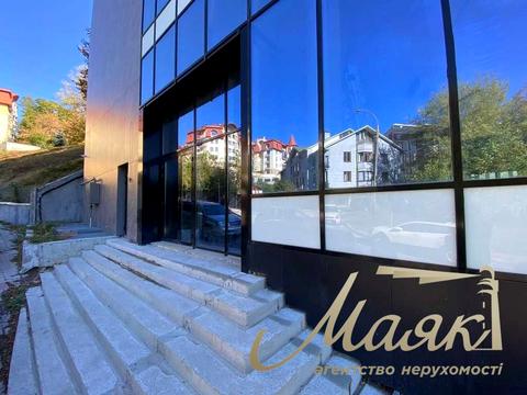 комерційна за адресою Протасів Яр вул., 10