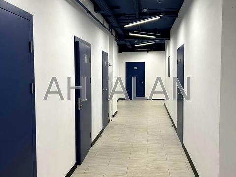 комерційна за адресою Старокиївська вул., 10А