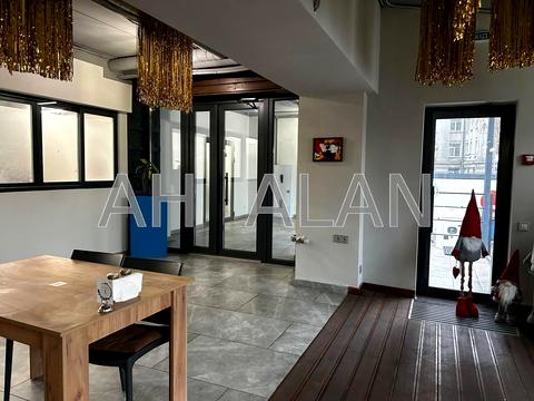 комерційна за адресою Старокиївська вул., 10А