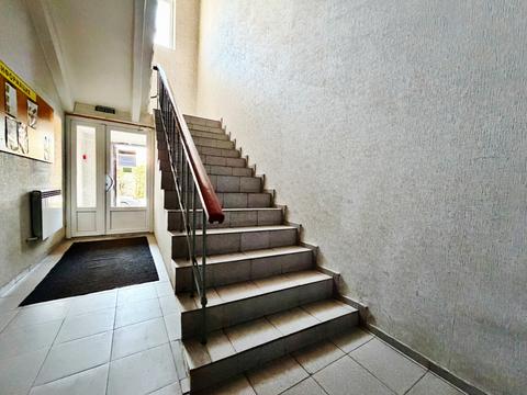 комерційна за адресою Радистів вул., 54