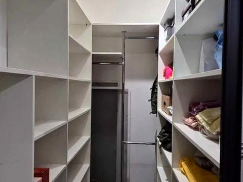 квартира по адресу Оксамытовая ул., 9-А