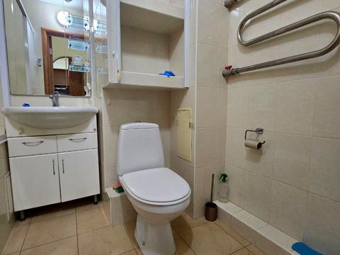 квартира за адресою Драгоманова вул., 1-Г