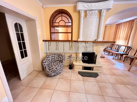 будинок за адресою Добровольчих Батальйонів вул. (Панфіловців), 45