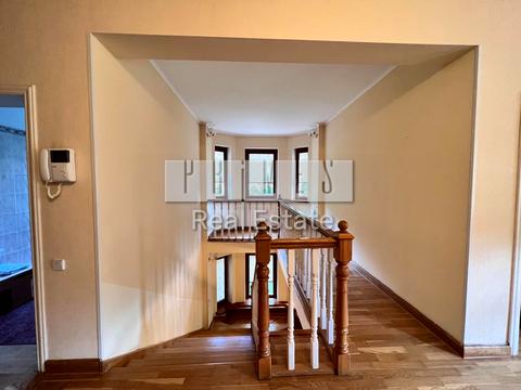 будинок за адресою Добровольчих Батальйонів вул. (Панфіловців), 45