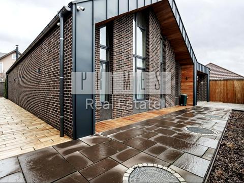 будинок за адресою Стоянська, 8/1