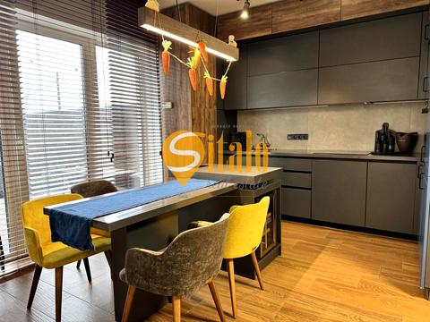 дом по адресу Центральна