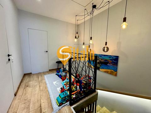 дом по адресу Центральна