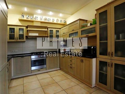 будинок за адресою Київ, Лютнева вул., 20