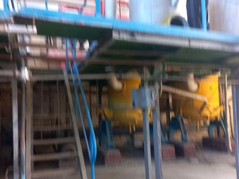 комерційна за адресою Набережна вул., 1