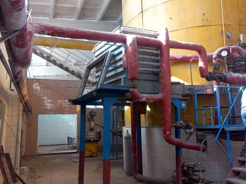 комерційна за адресою Набережна вул., 1