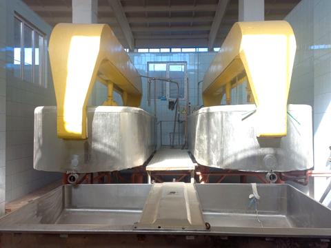 комерційна за адресою Набережна вул., 1