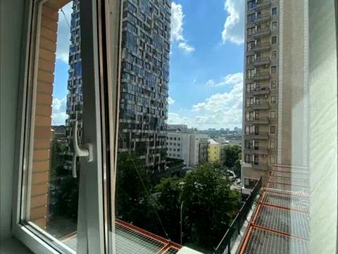 коммерческая по адресу Calle Dilova ул. (Димитрова), 2-Б