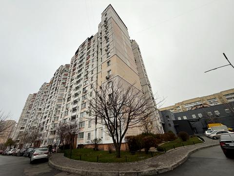 квартира по адресу Ивана Пулюя ул., 2