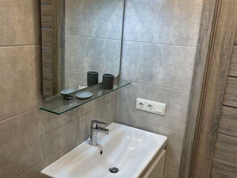 квартира за адресою Дніпро, Зоряний бульв., 1м