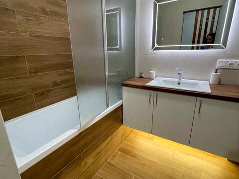 квартира по адресу Володимирська ул., 1