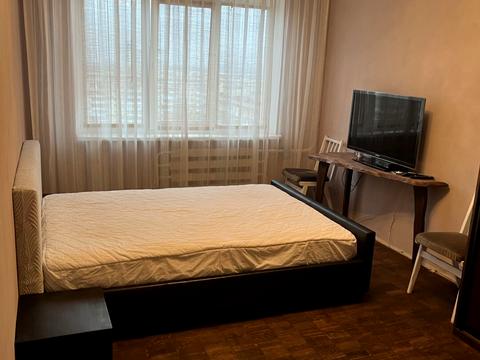 квартира по адресу Ореста Левицкого ул. (Академіка Курчатова), 7