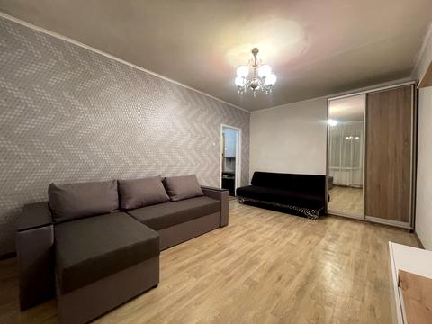 квартира за адресою Романа Шухевича просп. (Генерала Ватутіна), 14-А