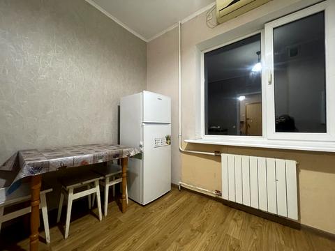 квартира за адресою Романа Шухевича просп. (Генерала Ватутіна), 14-А