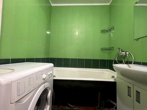 квартира за адресою Романа Шухевича просп. (Генерала Ватутіна), 14-А