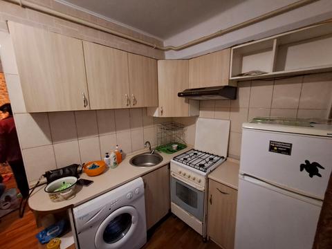 квартира за адресою Ореста Левицького вул. (Академіка Курчатова), 8