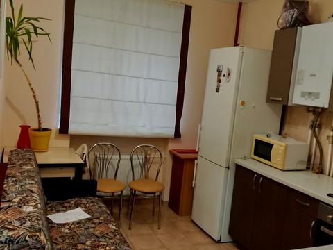 квартира за адресою Миколи Сингаївського вул. (Ново-Оскольська), 2-К