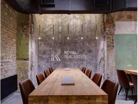 комерційна за адресою Хрещатик вул., 10