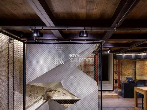 комерційна за адресою Хрещатик вул., 10