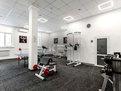 комерційна за адресою Вадима Гетьмана вул., 2