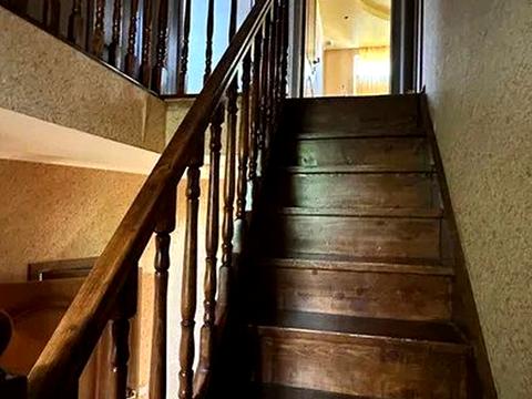 будинок за адресою Надії Алексєєнко вул. (Чичеріна), 75