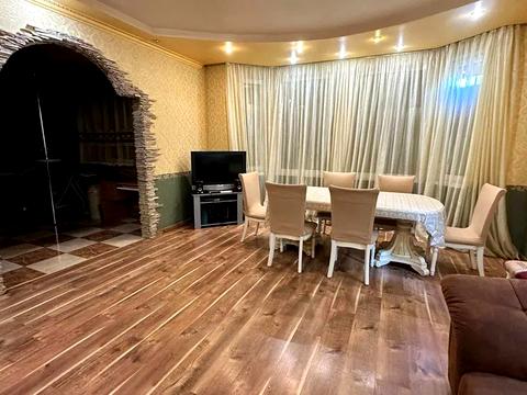 будинок за адресою Надії Алексєєнко вул. (Чичеріна), 75