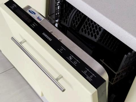 квартира за адресою Митрополита Василя Липківського вул. (Урицького), 18