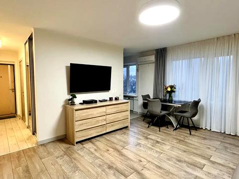 квартира за адресою Золотоустівська вул., 25