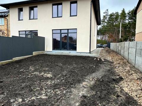 будинок за адресою Незалежності