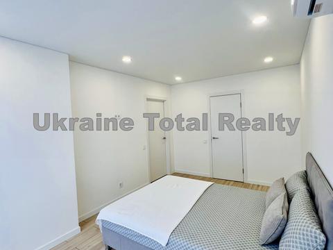 квартира за адресою Київ, Олега Мудрака вул. (Генерала Наумова), 1-Б