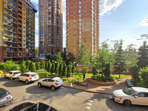 квартира за адресою Євгена Коновальця вул. (Щорса), 32-Б