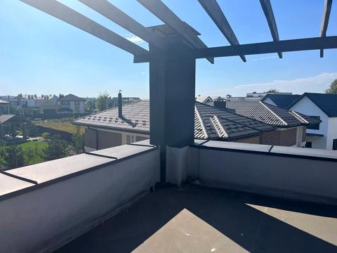 будинок за адресою Центральна вул.